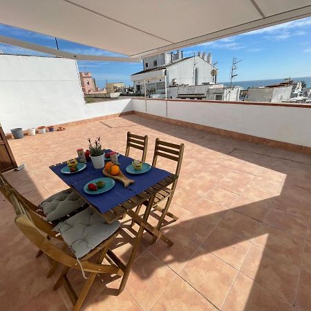 Sunny Apartment Central Sitges Bagian luar foto