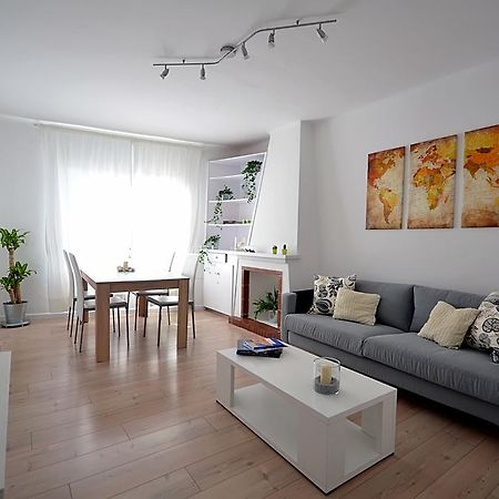Sunny Apartment Central Sitges Bagian luar foto